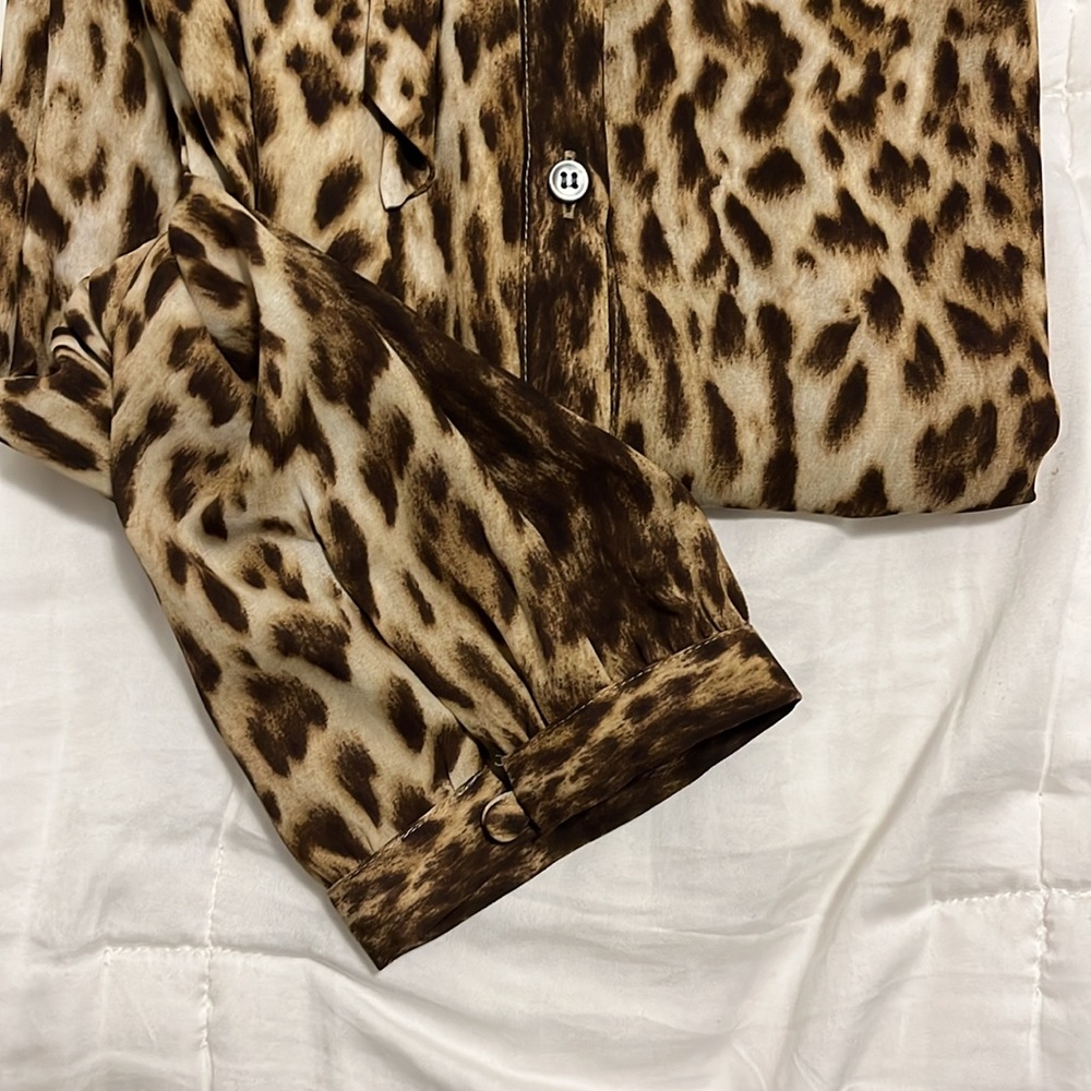 J.Crew Tie-Neck Button-Up Shirt in Leopard Print - Size L - Picture 5 of 7